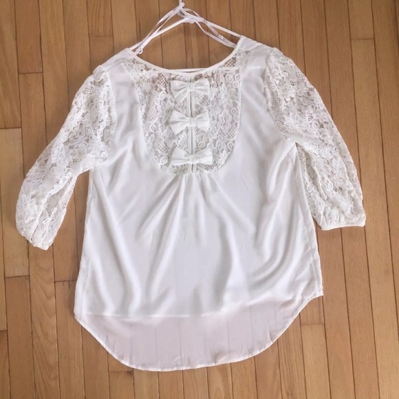 Plus Size White Blouse Top with Bows - Picture 2 of 2